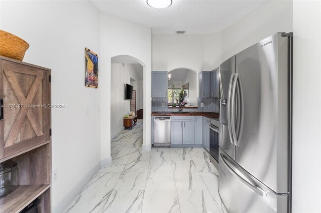 Building Photo - 2140 NW 78th Ave