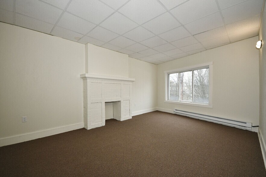 Building Photo - 420 Grant Ave