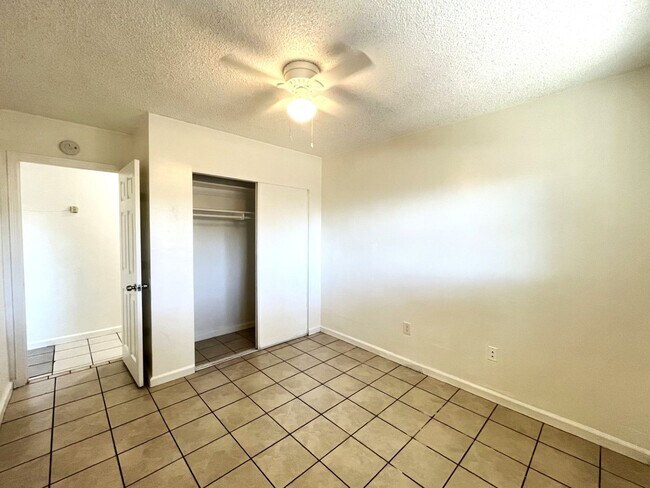 Building Photo - 1594 Sepulveda Ave