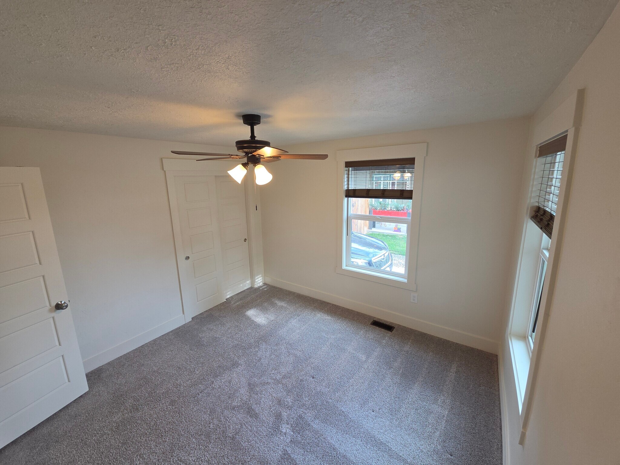 Building Photo - 309 Holly Ave