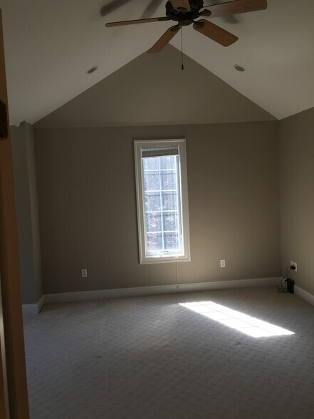 Bedroom - 48725 Spring Ridge Rd