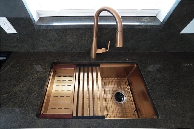 Building Photo - 6821 Marius Rd