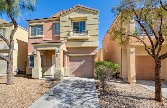 Building Photo - Beautiful two bedroom in great location
