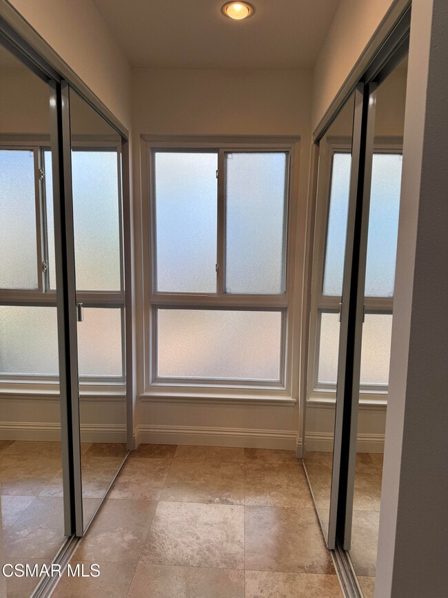 Building Photo - 6301 Pisces St