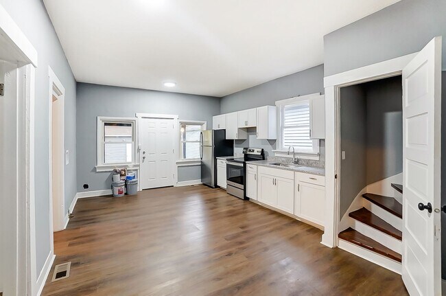 Building Photo - Dayton, OH 4 Bed 1 Bath available to rent!