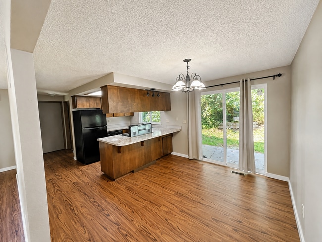 Building Photo - 11080 N Skagit St