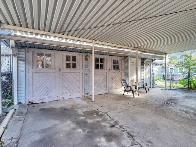 Building Photo - 4625 Bell St