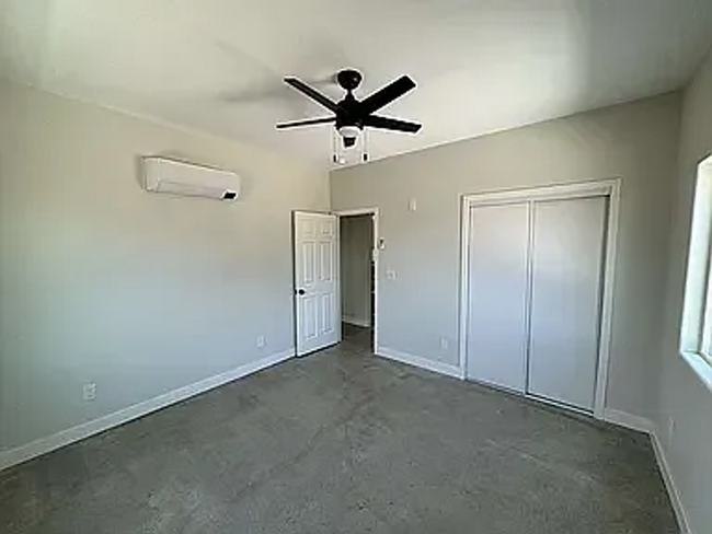 Building Photo - Charming & Welcoming Solar 2bed 1bathroom Home in Riverside!