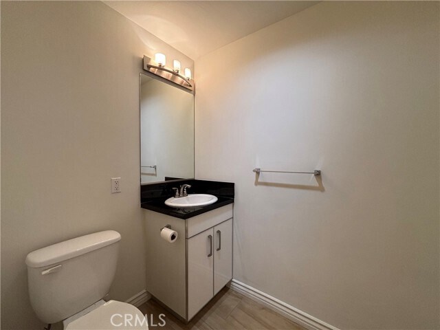 Building Photo - 441 N Los Robles Ave