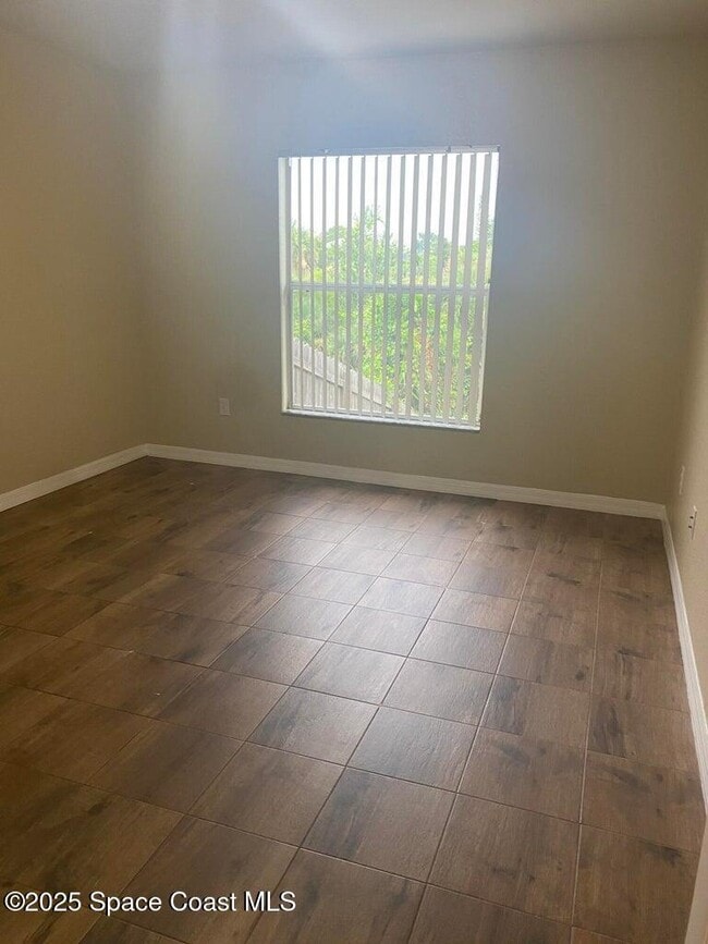 Building Photo - 3974 Tangle Dr