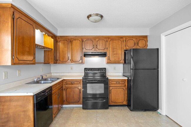 Building Photo - 923 Kingsbury Dr