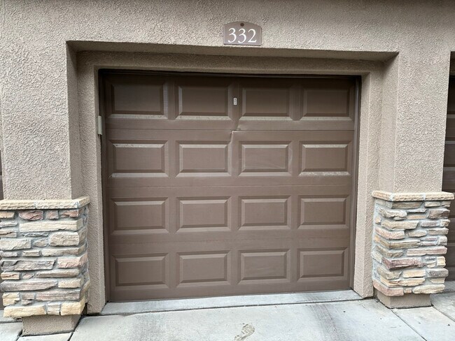 Building Photo - 12400 Fair Oaks Blvd