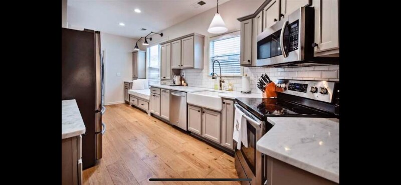 Building Photo - 1454 Island Town Cove