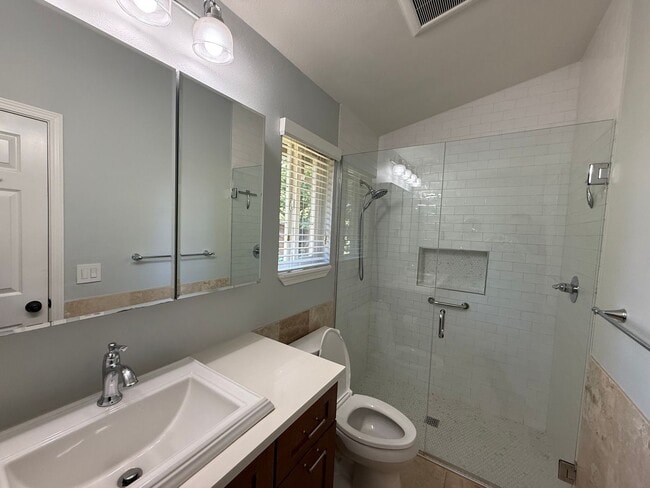 Building Photo - 15419 Mulberry Dr SE