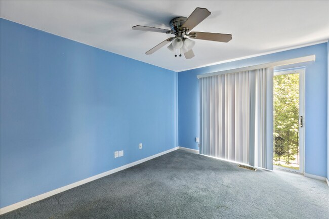 Building Photo - 9001 Ridge Ave