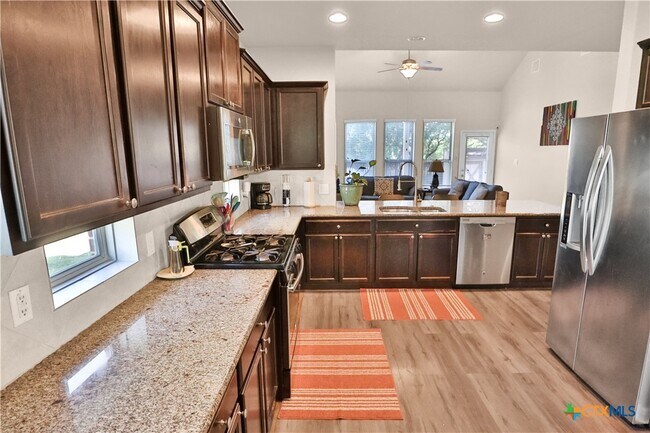 Building Photo - 15523 Birdstone Ln