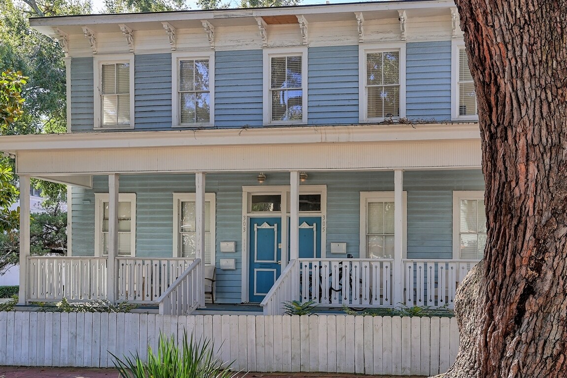 Building Photo - 303 W Park Ave