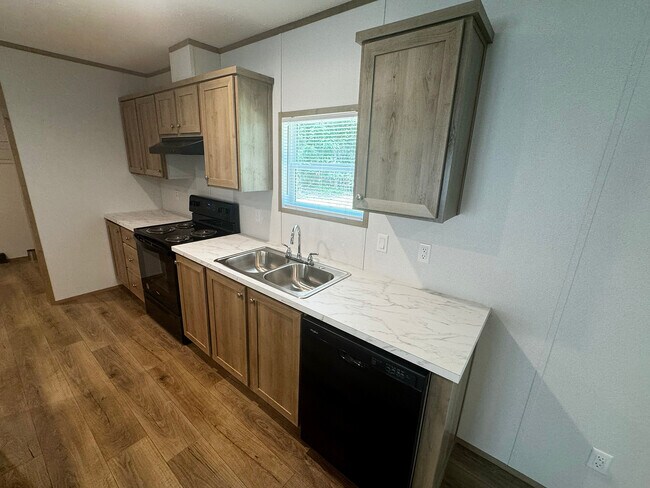 Building Photo - 97 Bridgeside Rd