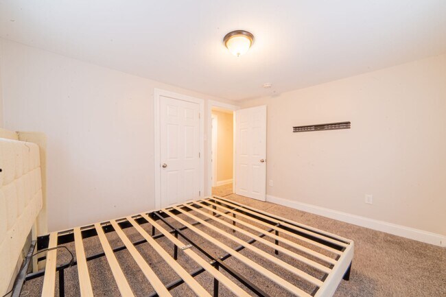 Building Photo - Beautiful 2-Story 3BR / 2BA Single-Family Home – Move-In Ready Rental