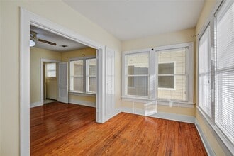 Building Photo - 401 W Clay St