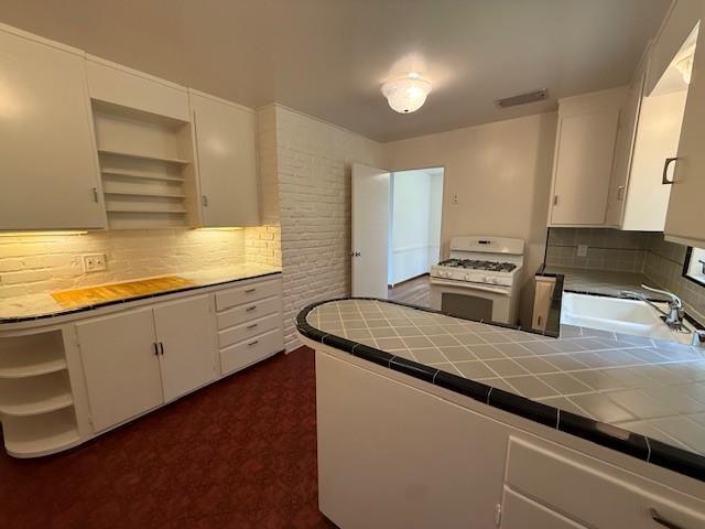 Building Photo - 180 N Balsamina Way