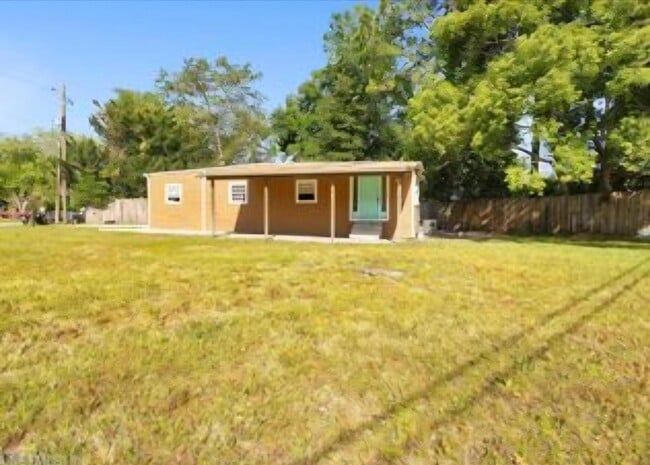 Building Photo - 10357 Anson Rd
