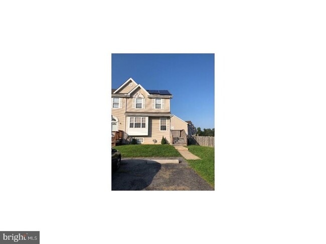 Building Photo - 261 Auckland Dr