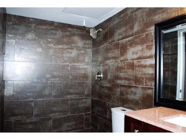 Building Photo - 18333 Roehampton Dr