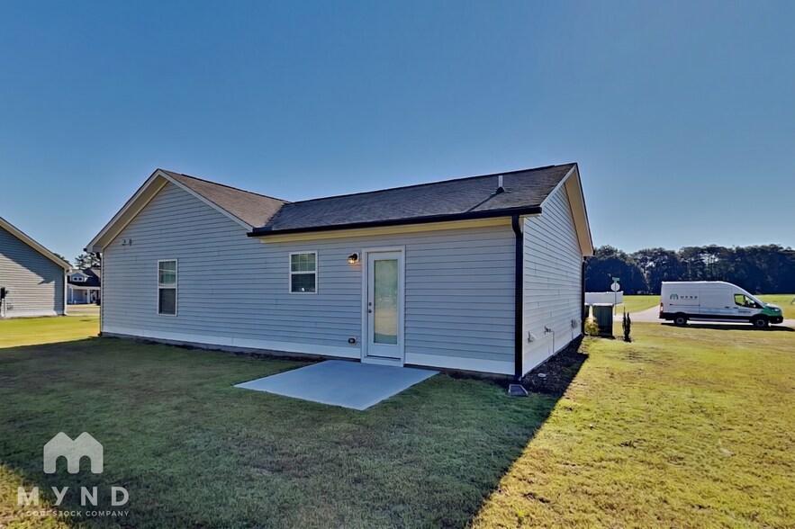 Building Photo - 6807 Hardwick Ln