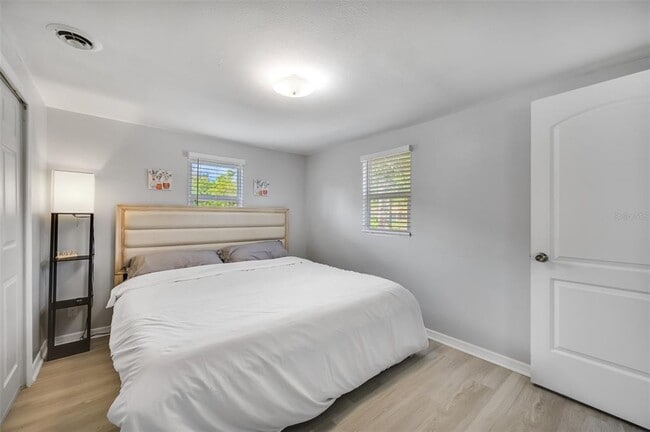 Building Photo - 1601 Palm Way