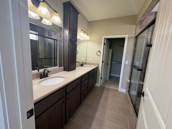 Building Photo - 8436 Briar Brush Ln