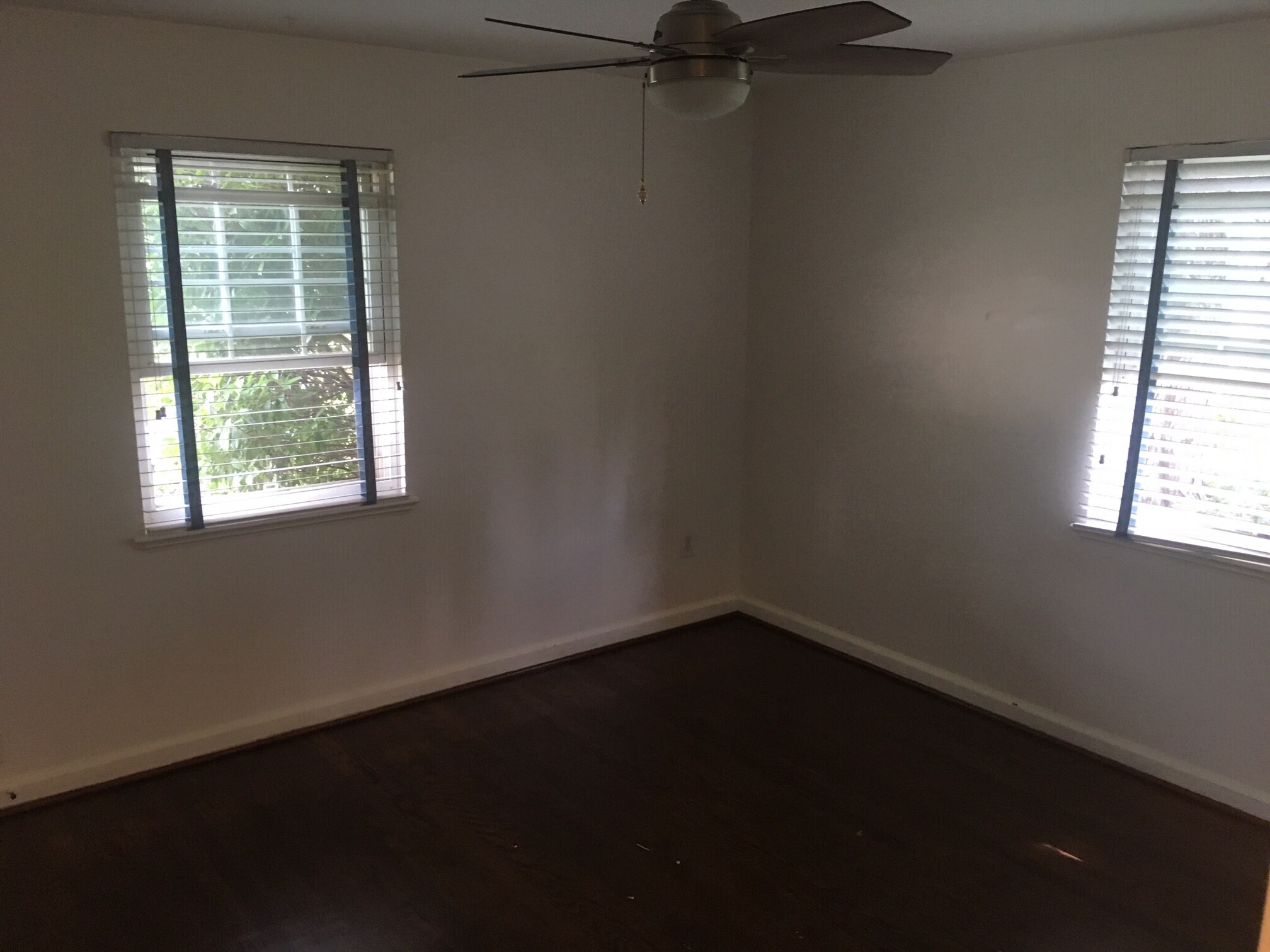 Bedroom, unfurnished - 136 N Brookside Dr