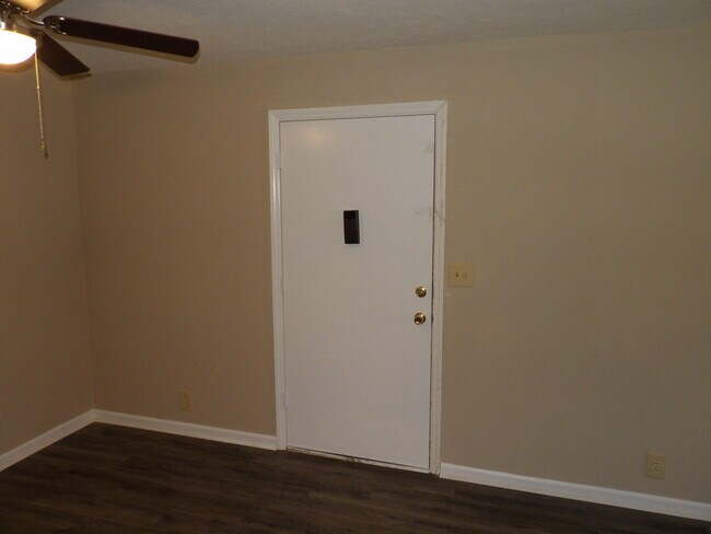 Building Photo - 434 Harrodswood Rd