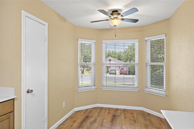 Building Photo - 11611 Prairie Hen Ln