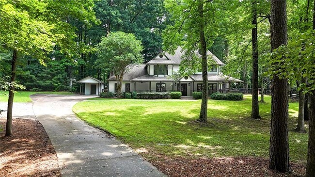 Building Photo - 4650 Burnt Hickory Rd NW