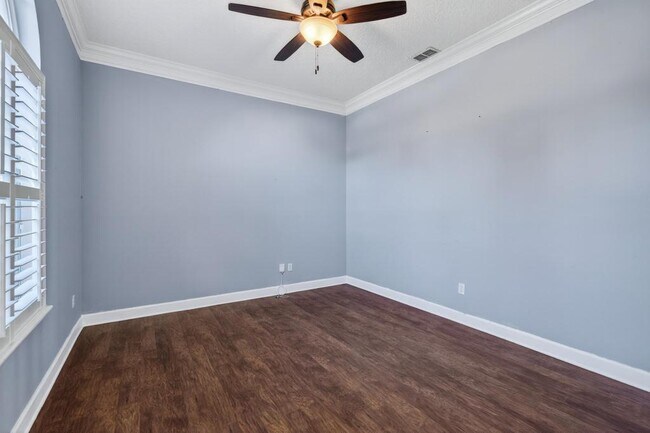 Building Photo - 1440 S Burgandy Trail