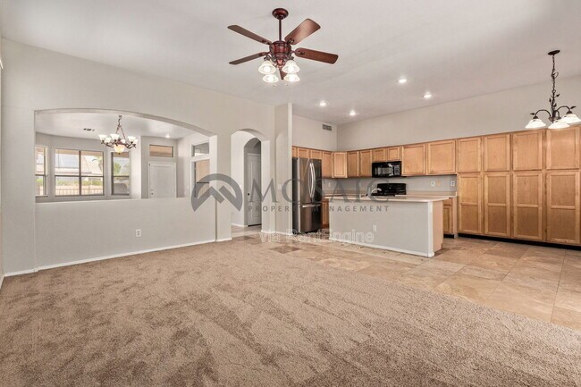Building Photo - 1112 N Wade Dr