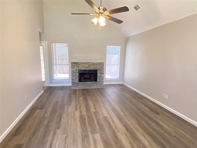 Building Photo - 1535 Collin Dr
