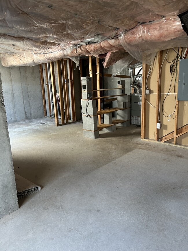 Building Photo - 2107 W 2180 N