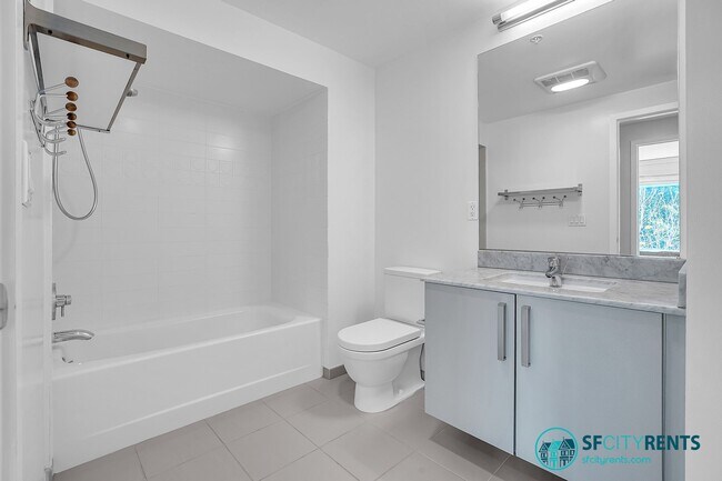 Building Photo - Hayes Valley: 1 Bed + Den @ The Hayes w/ Parking Included, Gym & Shared Roof Deck