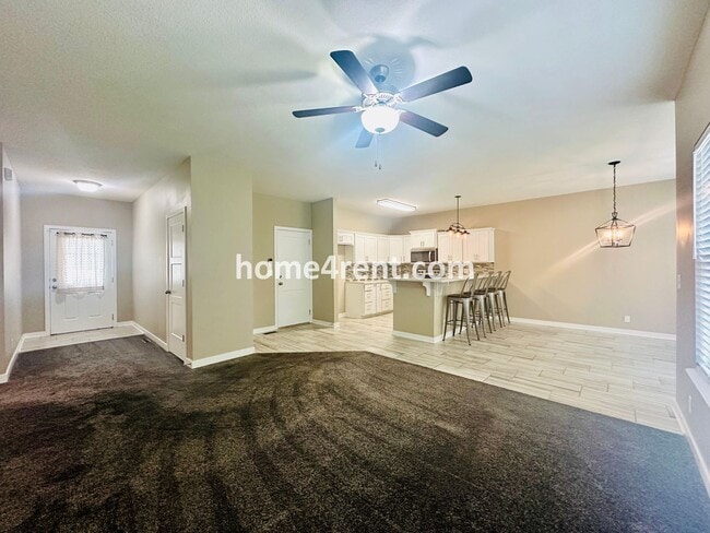 Building Photo - Ranch Style Home w/ Updated Kitchen, including SS Appliances and Granite Counters Plus a Large Un...