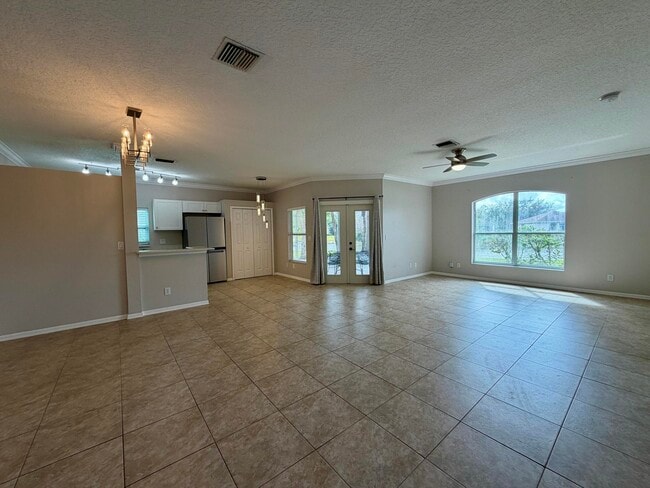 Building Photo - 6295 33rd Manor