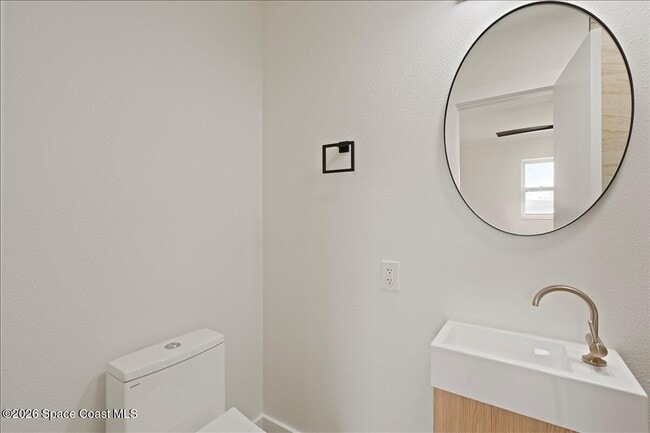 Building Photo - 301 W Rutgers St