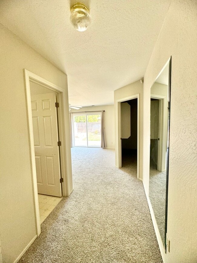 Building Photo - Beautiful Home in Amber Grove
