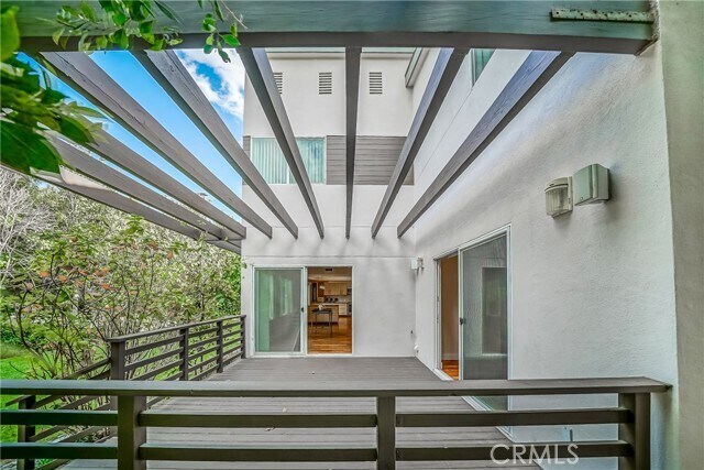 Building Photo - 5512 Leghorn Ave