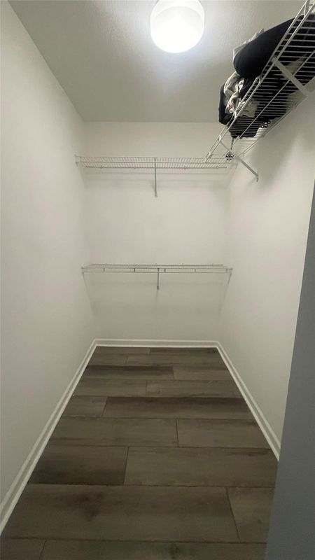 Building Photo - 1432 SW 47th Ave