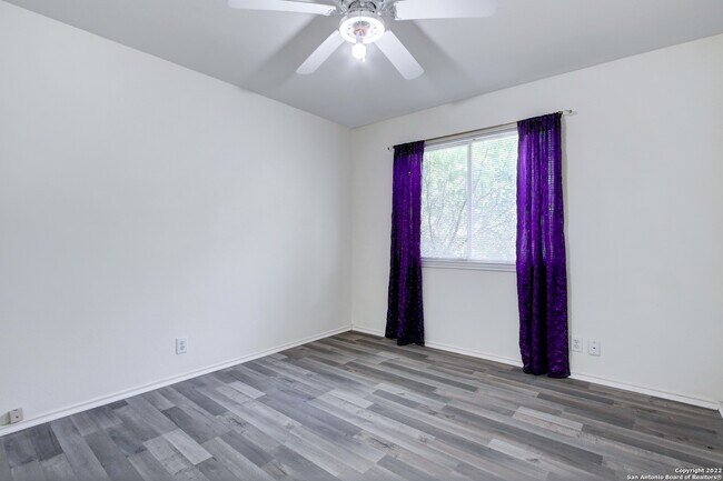 Building Photo - 6002 Woodway Pl