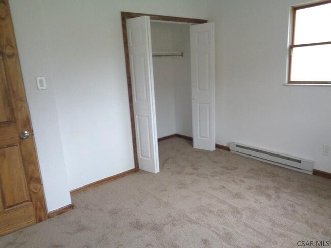 Building Photo - 626 Evergreen St