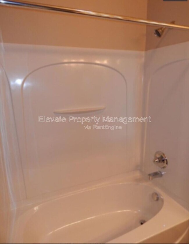 Building Photo - 2314 Starwood Wy