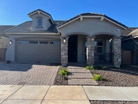 Building Photo - 23061 E Mayberry Rd